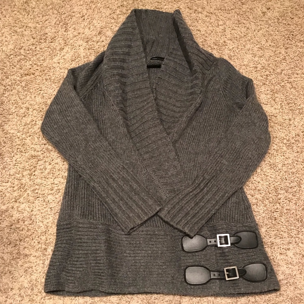Women’s sweater